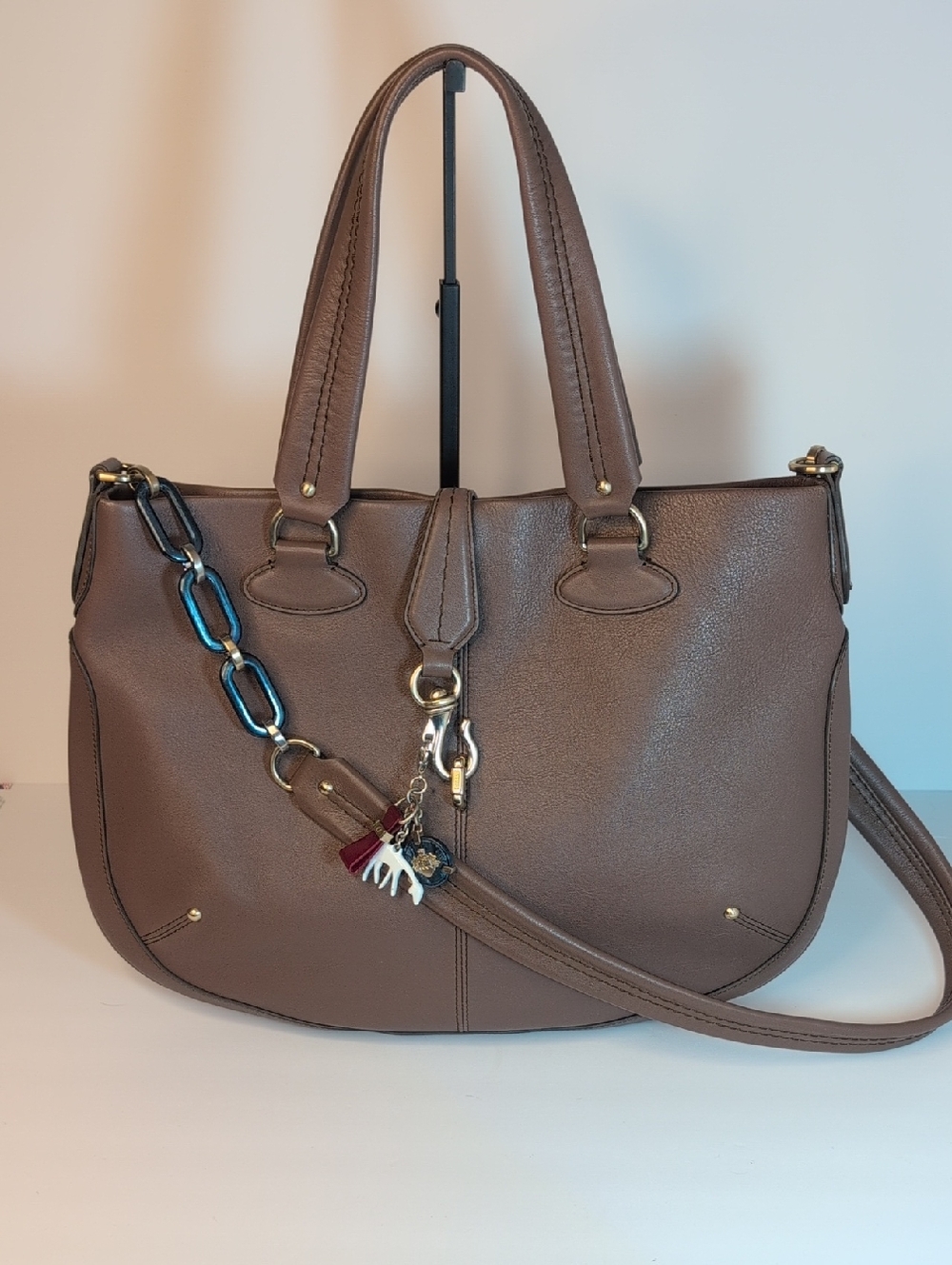 Bally Taupe/Brown Leather Vintage Tote Bag - Picture 2 of 16